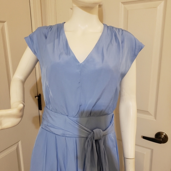 JOIE V-neck Belted Midi Dress with Pockets size 6 - Picture 3 of 10